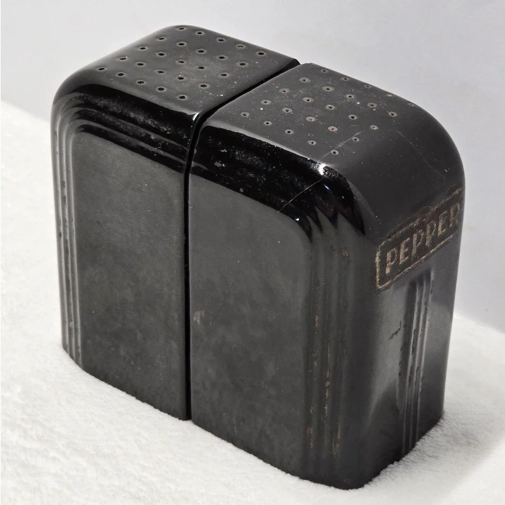 Vintage Art Deco Black Ceramic Salt and Pepper Shakers Ribbed MCM Kitchenware